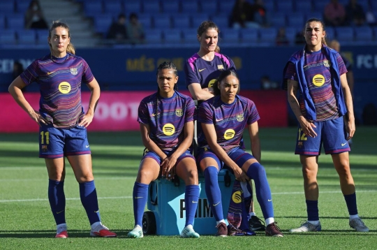 Barca mất hàng loạt ngôi sao trước mùa giải mới