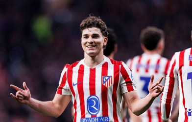 Hạ Tottenham trong trận 7 bàn, Atletico đặt một chân vào tứ kết