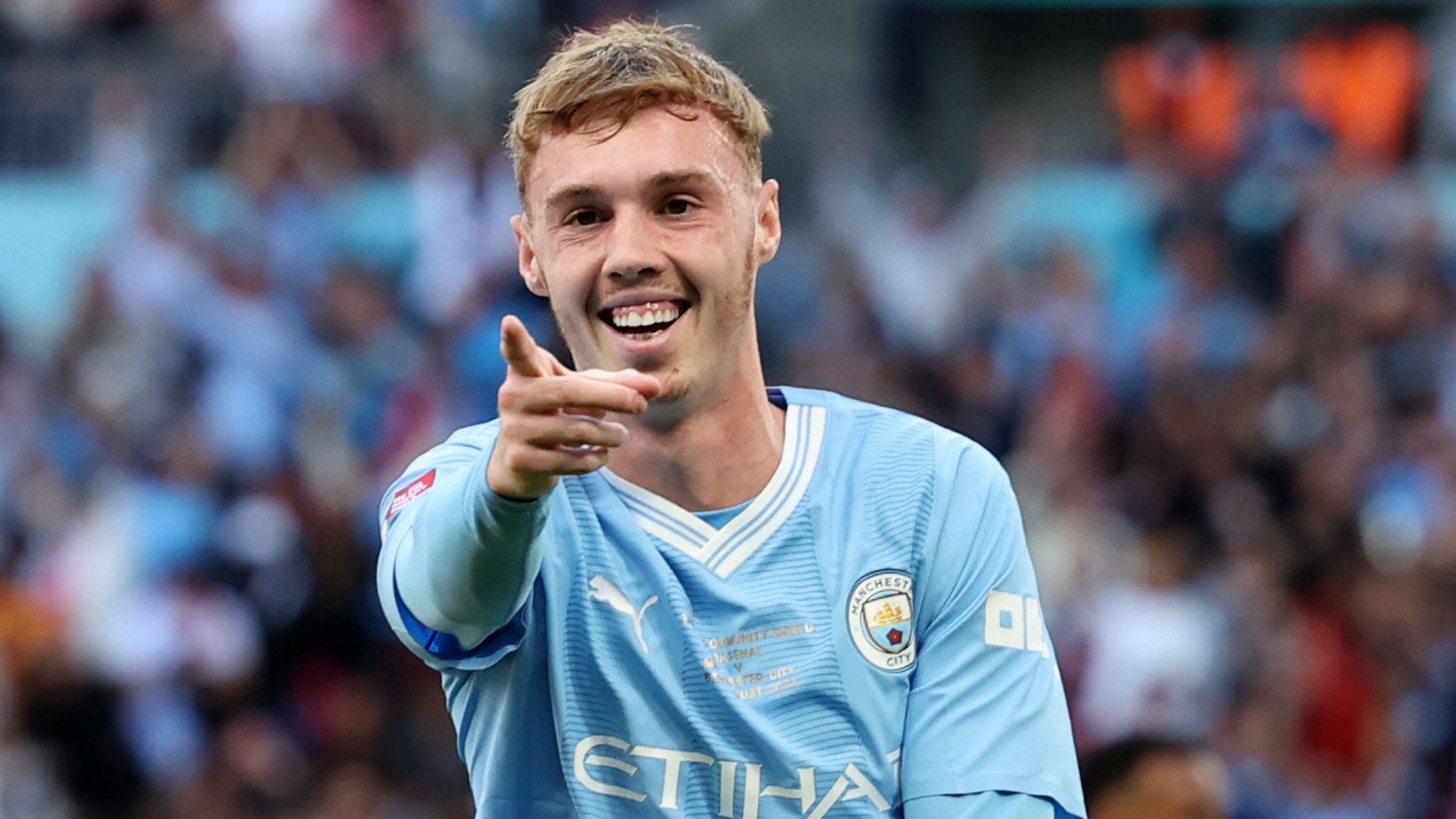 Chelsea mua Rogers 117 triệu bảng, Palmer về MU thay Fernandes?